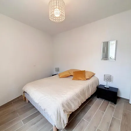 Apartment Manosque, 2 Pieces, 3 Personnes - Fr-1-752-4 Manosque